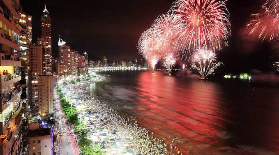 REVEILLON 2020 PROGRAM IN CAMBORIÚ BALNEÁRIO