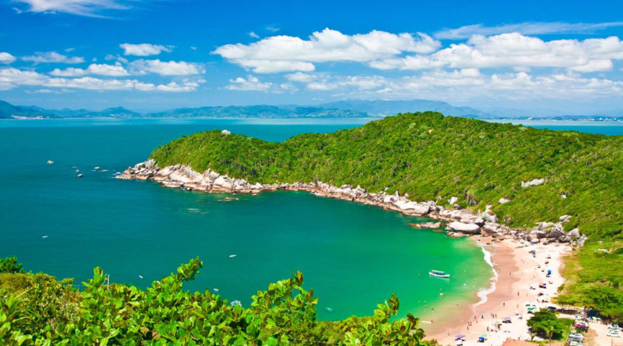 Bombinhas: as melhores praias, onde comer, o que fazer e muito mais