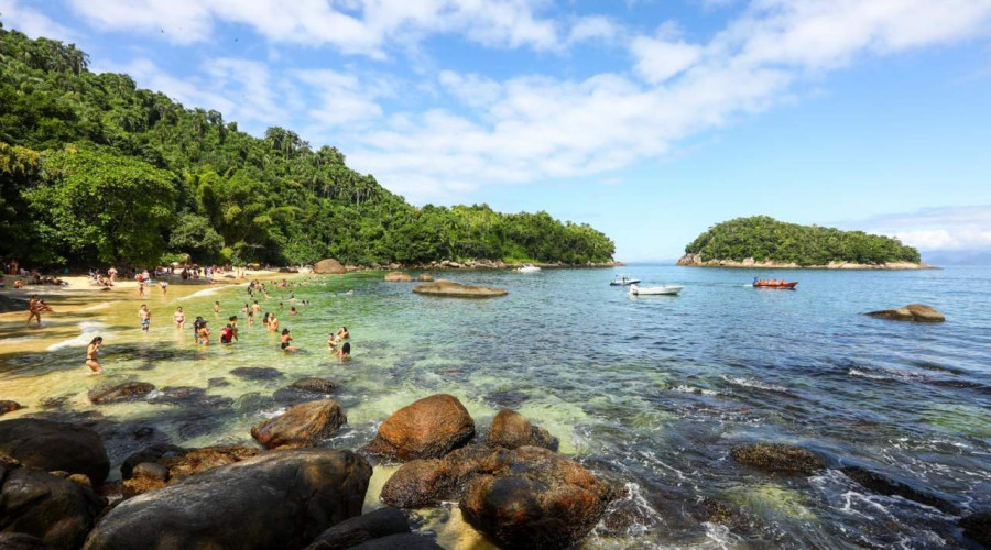 Quando ir para Ubatuba, SP: as melhores épocas do ano